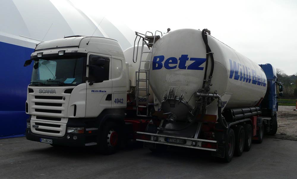 Willi Betz,  D - Reutlingen     Scania R TL